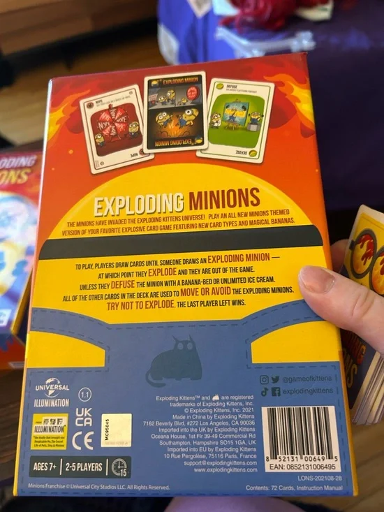 Exploding Minions Card Game - Yellow - Picture 8 of 8